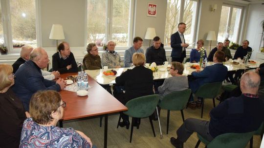 Dyskusja, pomysły programowe. Ostrzeżenie przed zadłużeniem i BIULETYNAMI WŁADZY