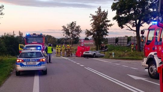 Jedno z aut zostało rozerwane. nocny dramat pod Tczewem