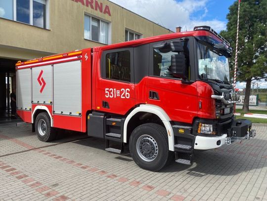 Ciężki wóz strażacki za 1,2 mln zł trafił do sztumskich strażaków!
