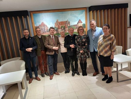 Dr Meyl przywiózł kolejne dary dla Malboka