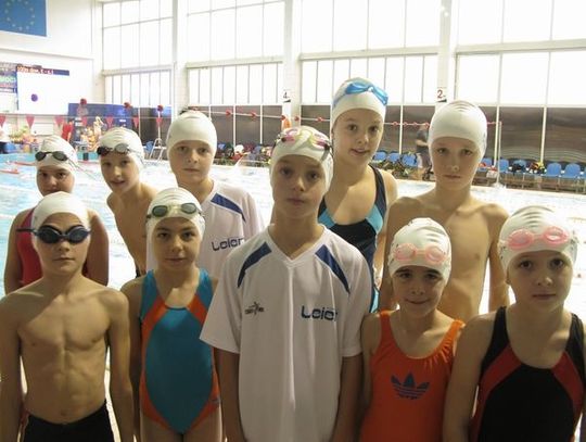 Dwanaście medali pływaków MAL WOPR na zawodach w Słupsku
