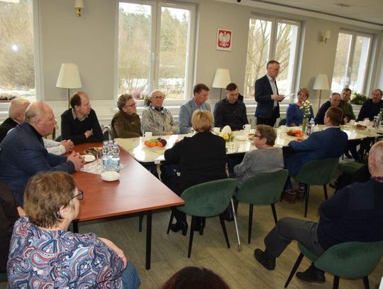 Dyskusja, pomysły programowe. Ostrzeżenie przed zadłużeniem i BIULETYNAMI WŁADZY