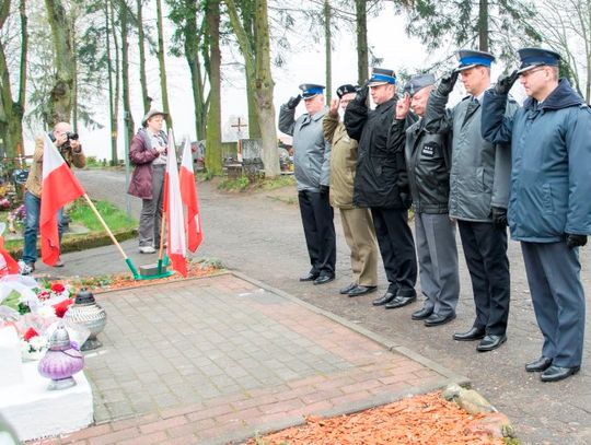 Dzień Pamięci Ofiar Zbrodni Katyńskiej na malborskim cmentarzu