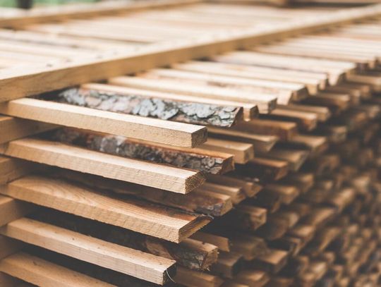 Elementy drewniane na zamówienie – naprawiaj, nie wyrzucaj!