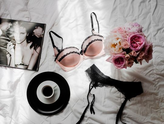 Idealna bielizna damska - jak ją dobrać, by czuć się komfortowo i stylowo?