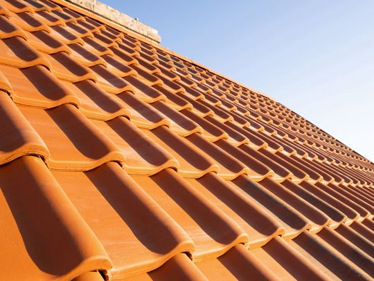 Jak dobrze wybrać dachówkę ceramiczną?