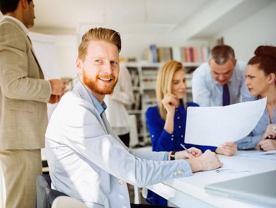 Jakie korzyści przynosi praca?