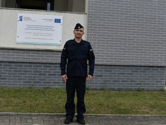 Malborska Policja ma nowego policjanta. Policja zachęca do wstępowania do służby!