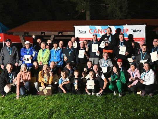 Malborski Maraton Kajakowy 12H – niezapomniane sportowe wyzwanie na rzece Nogat