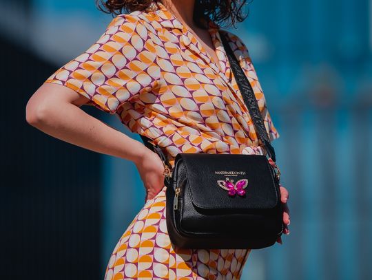 Malutka czarna torebka i torebeczki wizytowe - małe cuda dla każdej kobiety