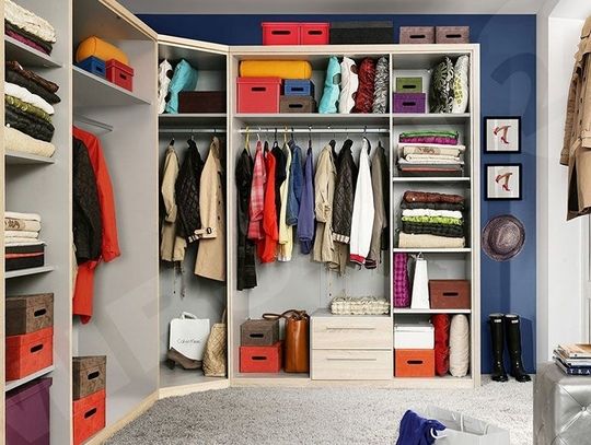 Nowoczesne szafy narożne. Jak wybrać, wymierzyć i ustawić. Praktyczne wskazówki