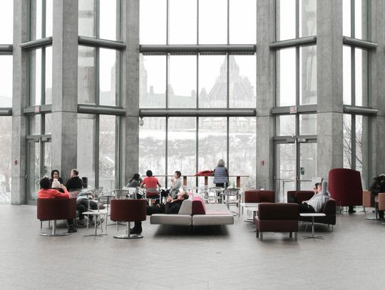 Ogrodzenia panelowe – dlaczego są najlepsze dla firm i instytucji?