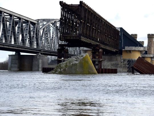 Otwarto oferty firm, które zgłosiły się do wykonania przebudowy Mostu Tczewskiego etap II