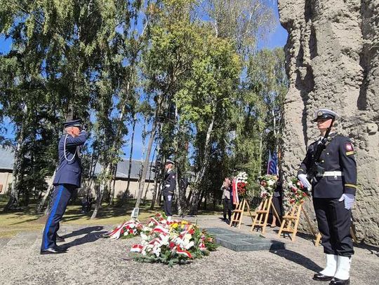 Pamięć o zbrodniach niemieckich. Uroczystości na ternie dawnego niemieckiego obozu koncentracyjnego KL Stutthof