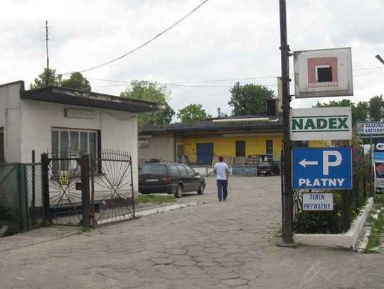 Parking na zapleczu ul. Kościuszki jeszcze nie miejski