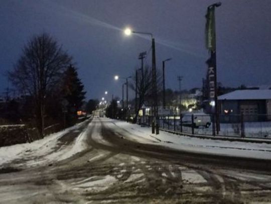 Pierwszy śnieg za nami. Uważajmy. Śliska nawierzchnia i brak ostrożności może być przyczyną tragedii!