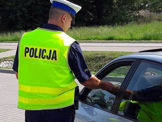 Pijany kierowca wjechał do rowu. 28-latkowie grozi więzienie i kara 5-60 tys. zł  