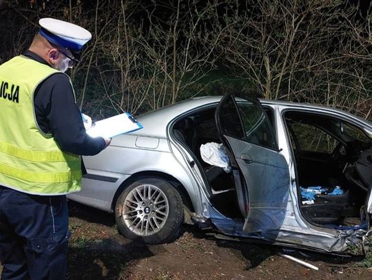 Po wypadku 23-latka przetransportowana śmigłowcem do szpitala w Elblągu