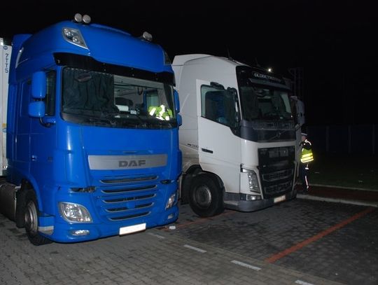 Policjanci odzyskali naczepy o wartości ponad 550 tys. złotych
