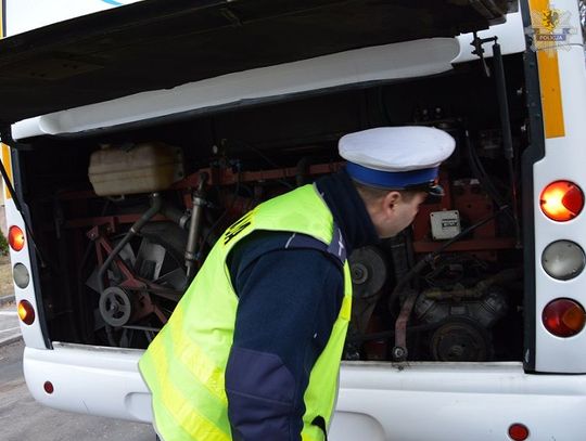 Policjanci przeprowadzili akcję &quot;Truck and bus&quot;