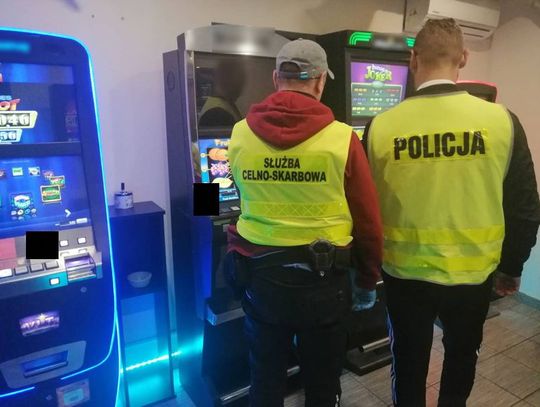Policjanci z funkcjonariuszami KAS zlikwidowali kolejny nielegalny salon gier