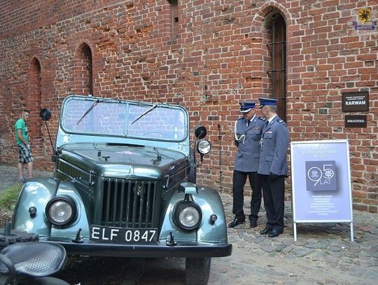 Policjancji zorganizowali wystawę