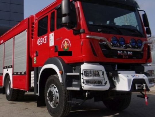 Pożar Land Rovera i pomoc choremu. Z kroniki Straży Pożarnej