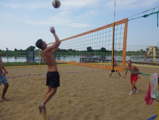 Siatkarze po pierwszym turnieju na plaży