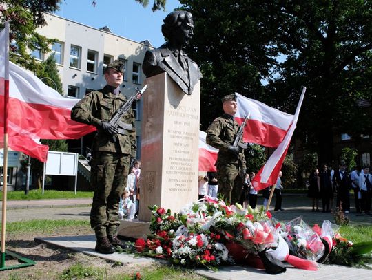 Uroczyste odsłonięcie pomnika Ignacego Jana Paderewskiego