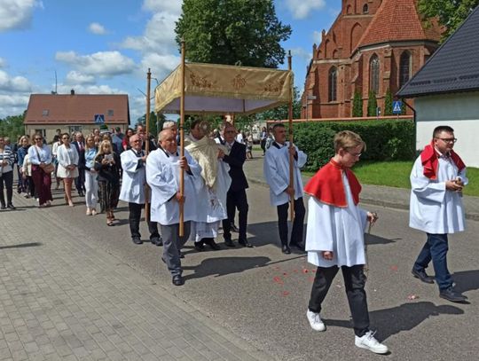 Uroczystość Najświętszego Ciała i Krwi Chrystusa czyli dumna manifestacja wiary