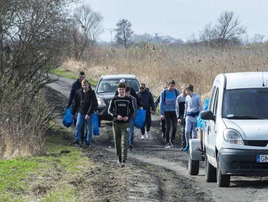 Wędkarze z Malborka znów sprzątali brzegi Nogatu (ZDJĘCIA)