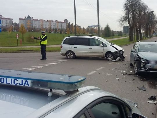 WYPADEK – POLICJA APELUJE O OSTROŻNOŚĆ