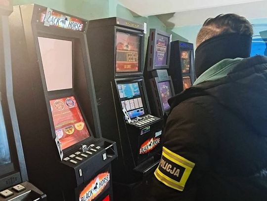 Zabezpieczono 5 automatów do hazardu i narkotyki