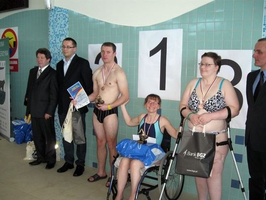 Zawody pływackie niepełnosprawnych 