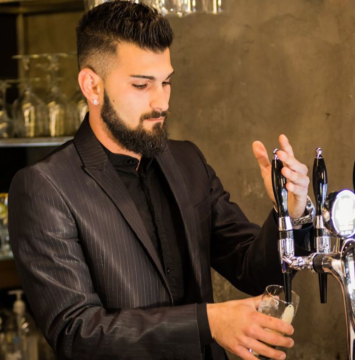 6 lutego 2024 r. - Ważny dzień w kalendarzu. Międzynarodowy Dzień Barmana 6 lutego 2024 r. - Ważny dzień w kalendarzu. Międzynarodowy Dzień Barmana