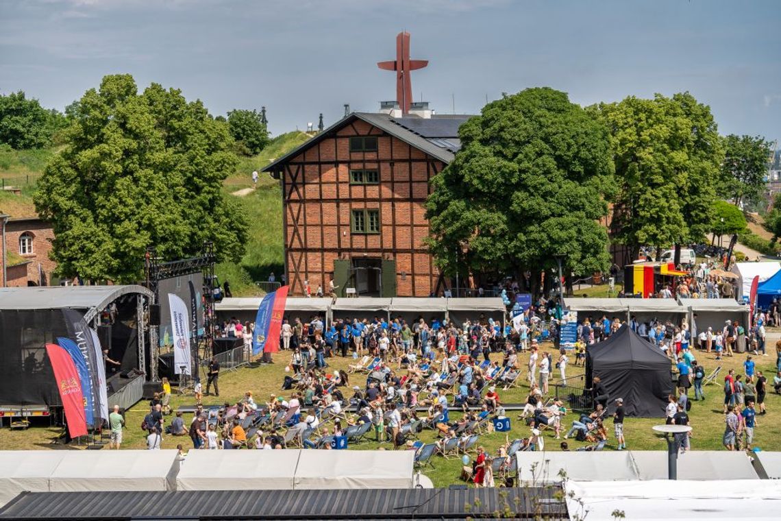 Doświadczenia i kosmiczne badania naukowe! Piknik Nauki Fahrenheita przyciągnął tłumy na Górę Gradową