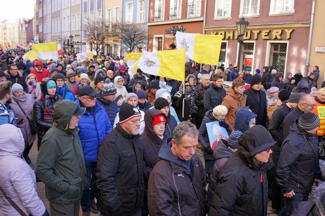 Kilka tysięcy osób w niedzielnym „Marszu wdzięczności za św. Jana Pawła II”