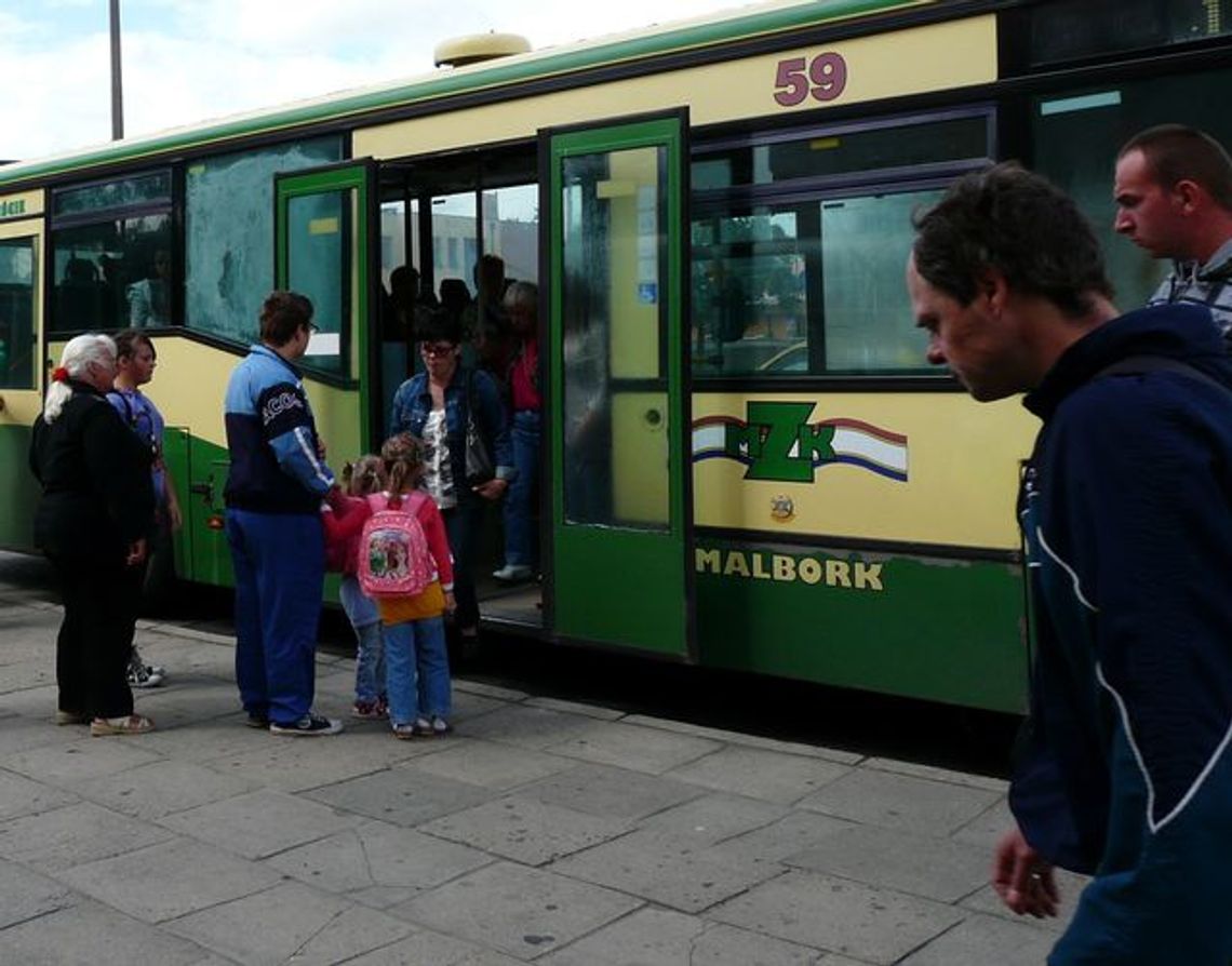 Kontroler MZK nie znał przepisów – wyprosił chłopaka z autobusu