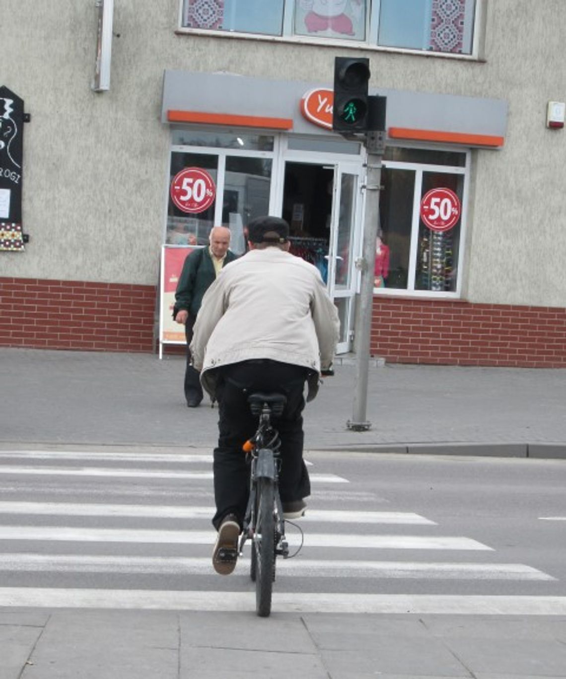 Nie dla rowerów chodnik