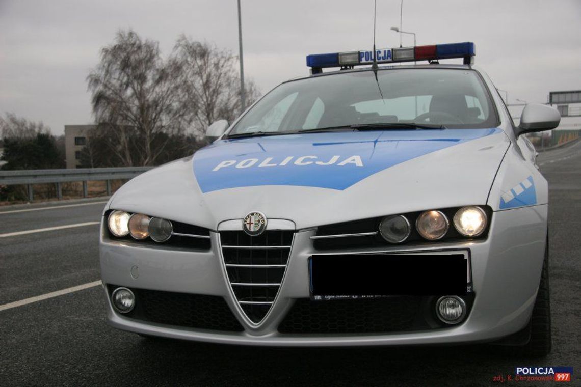 Policja zatrzymała 19-latkę kierującą BMW pod wpływem narkotyków i ich posiadanie środków 
