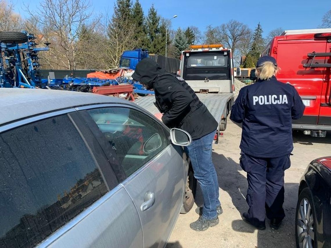 Policjanci odzyskali skradzione samochody o warte kilkaset tysięcy złotych