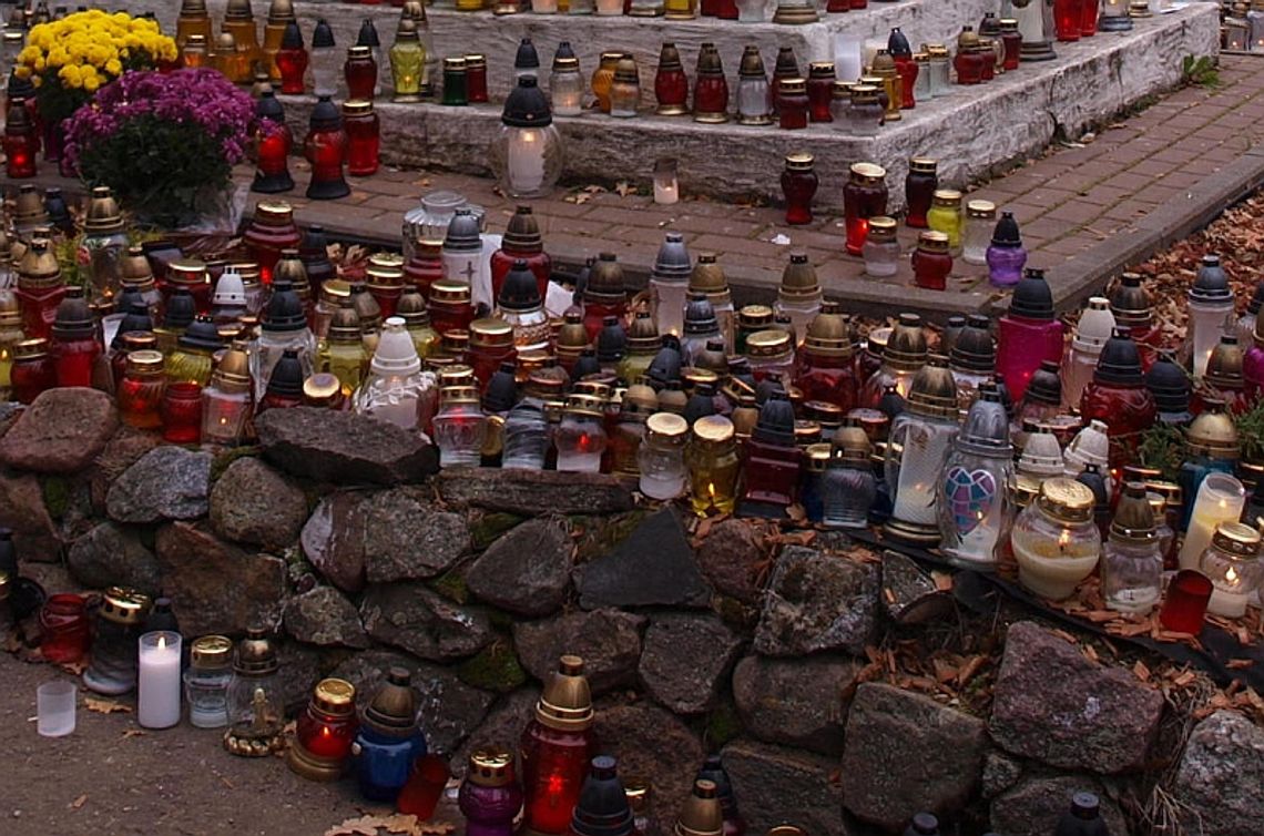 Porządki na cmentarzu kosztują