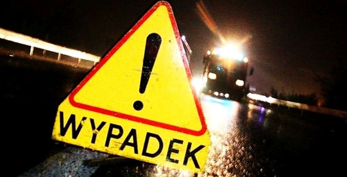Poważny wypadek na skrzyżowaniu w gminie Ryjewo. Ranna pasażerka trafiła do szpitala Poważny wypadek na skrzyżowaniu w gminie Ryjewo. Ranna pasażerka trafiła do szpitala