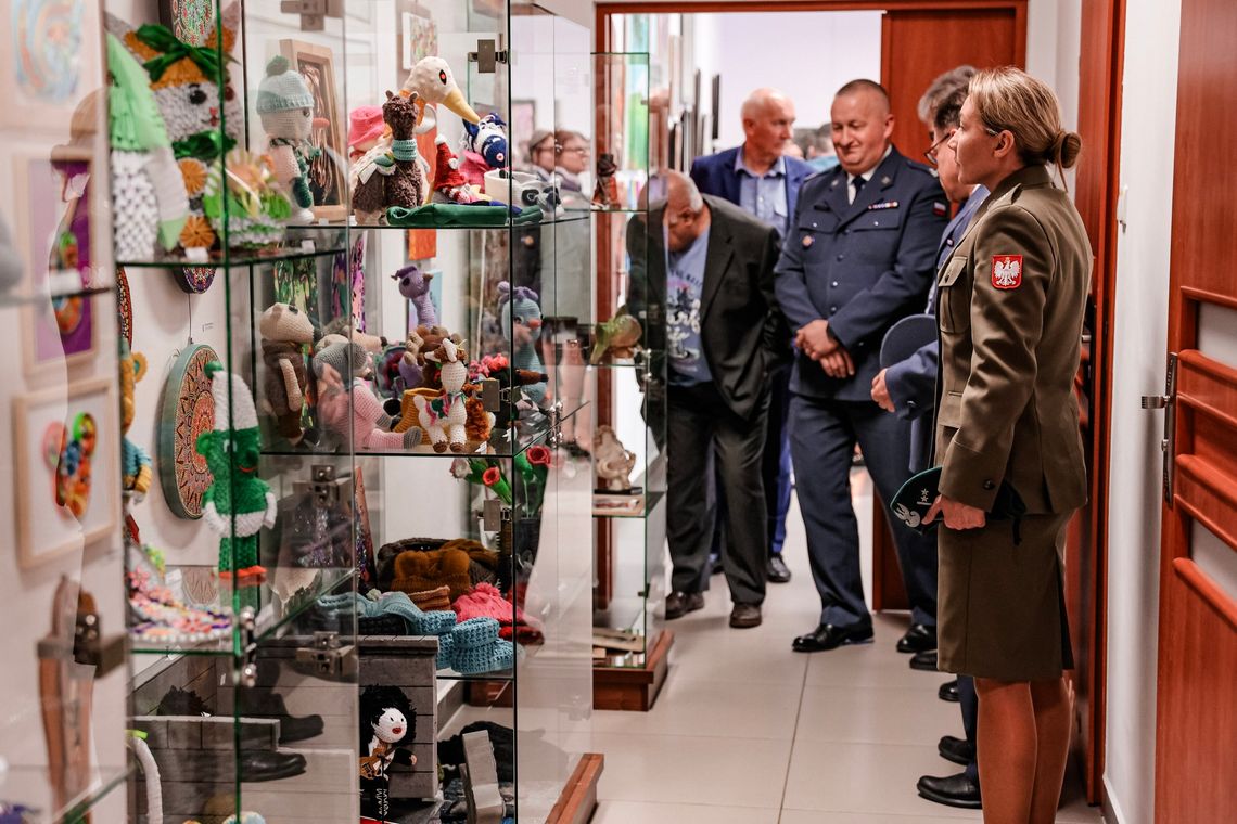 ZOBACZ [ GALERIA ZDJĘĆ] Prace więźniów wzruszały i zmuszały do refleksji. Odnajdywanie siebie przez sztukę