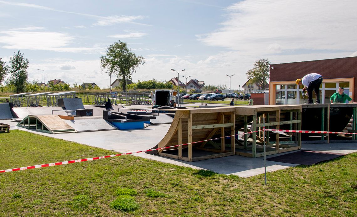 Skatepark przy trójce: Jak jeździć bezpiecznie