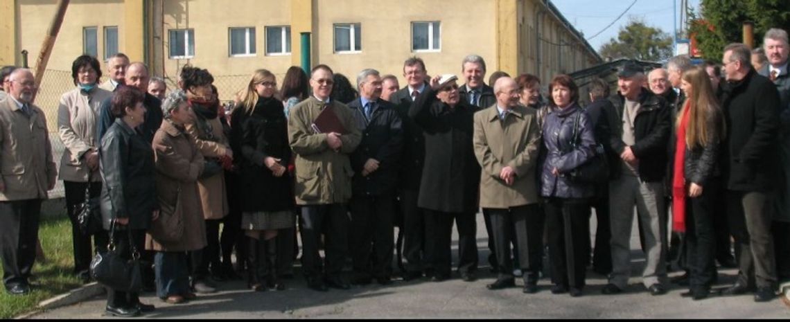 Syndyk pokrzyżował plany uroczystości. Jubileusz Malmy przed bramą 