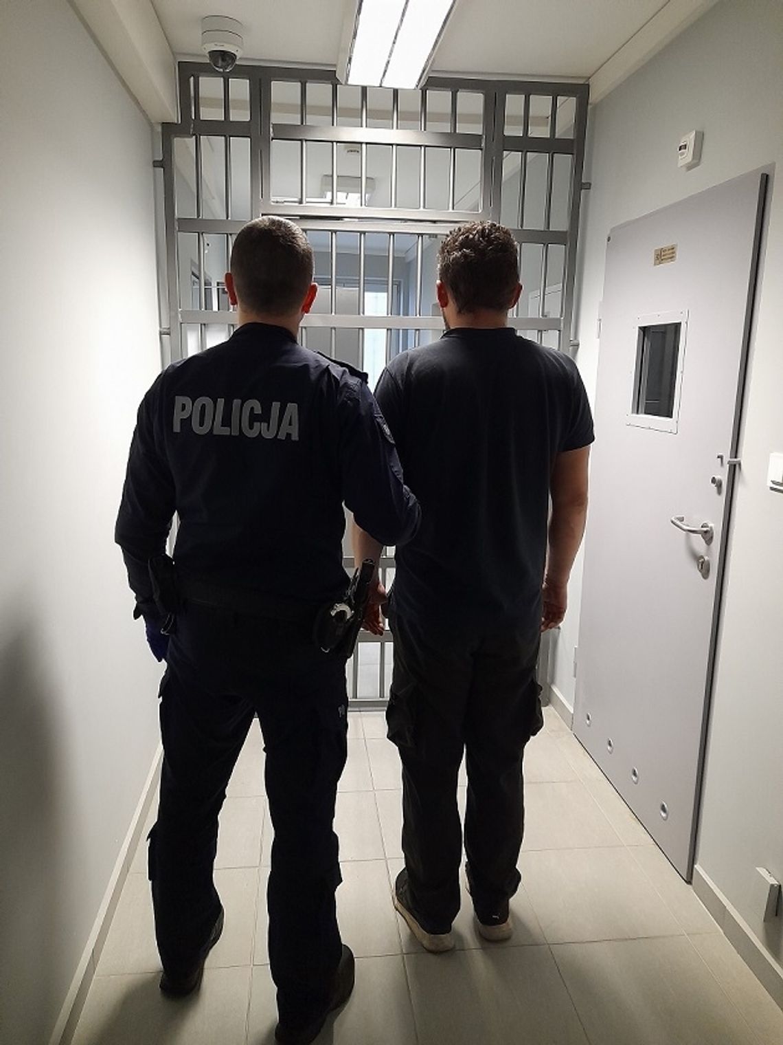Sześć osób poszukiwanych zatrzymali policjanci na terenie powiatu gdańskiego Sześć osób poszukiwanych zatrzymali policjanci na terenie powiatu gdańskiego