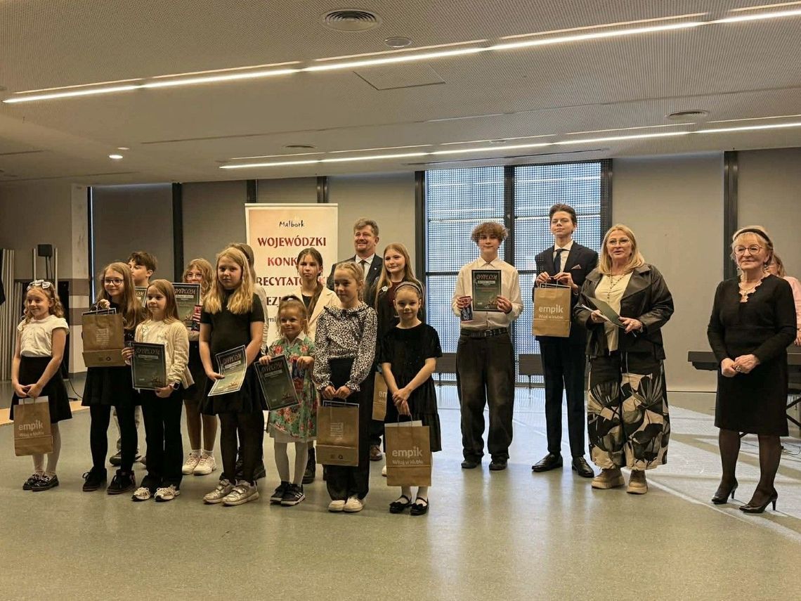 Talent, emocje i słowo – młodzi recytatorzy na scenie MCKiE