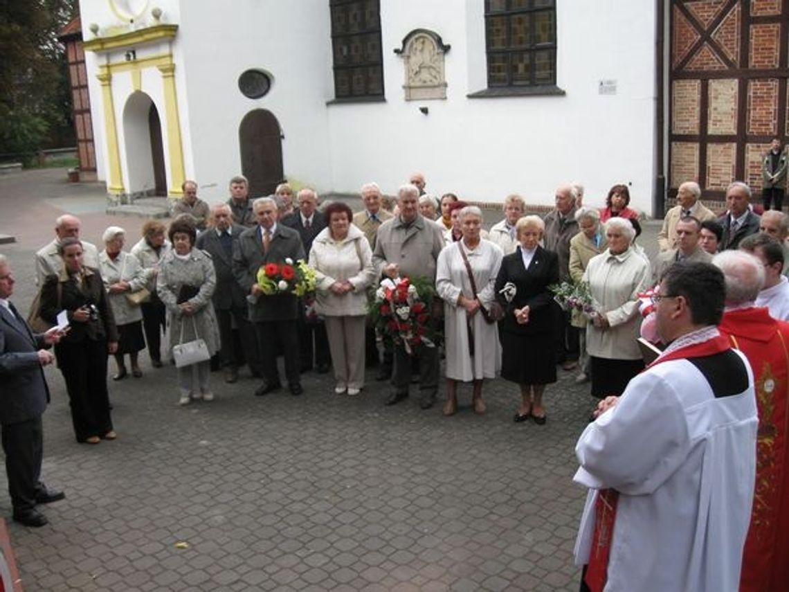 'Tatusiu dlaczego oni tam byli...?' 'Tatusiu dlaczego oni tam byli...?'