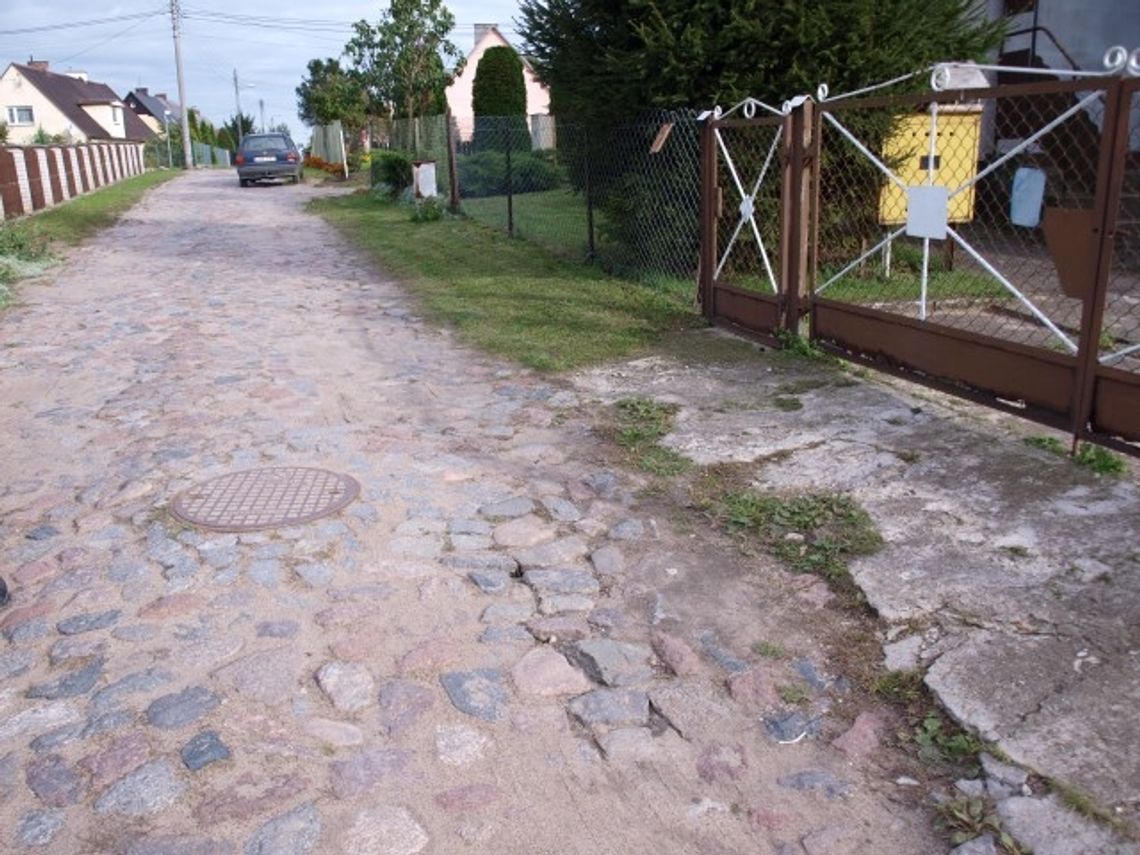 Ulica Wąska w opłakanym stanie